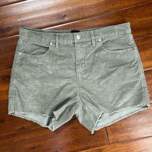 GAP ladies corduroy frayed hem shorts